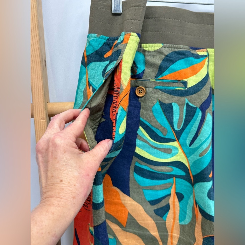 SOFT SURROUNDINGS Olive green & orange tropical print Linen pants size 3X. - Picture 6 of 13